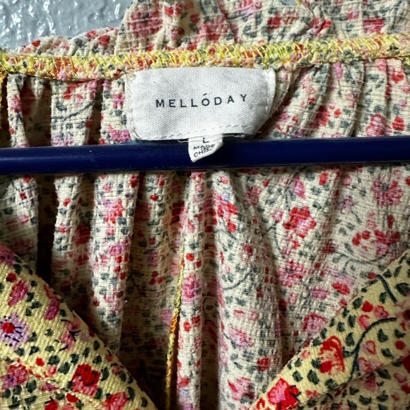 Melloday blouse size Large - Picture 3 of 3